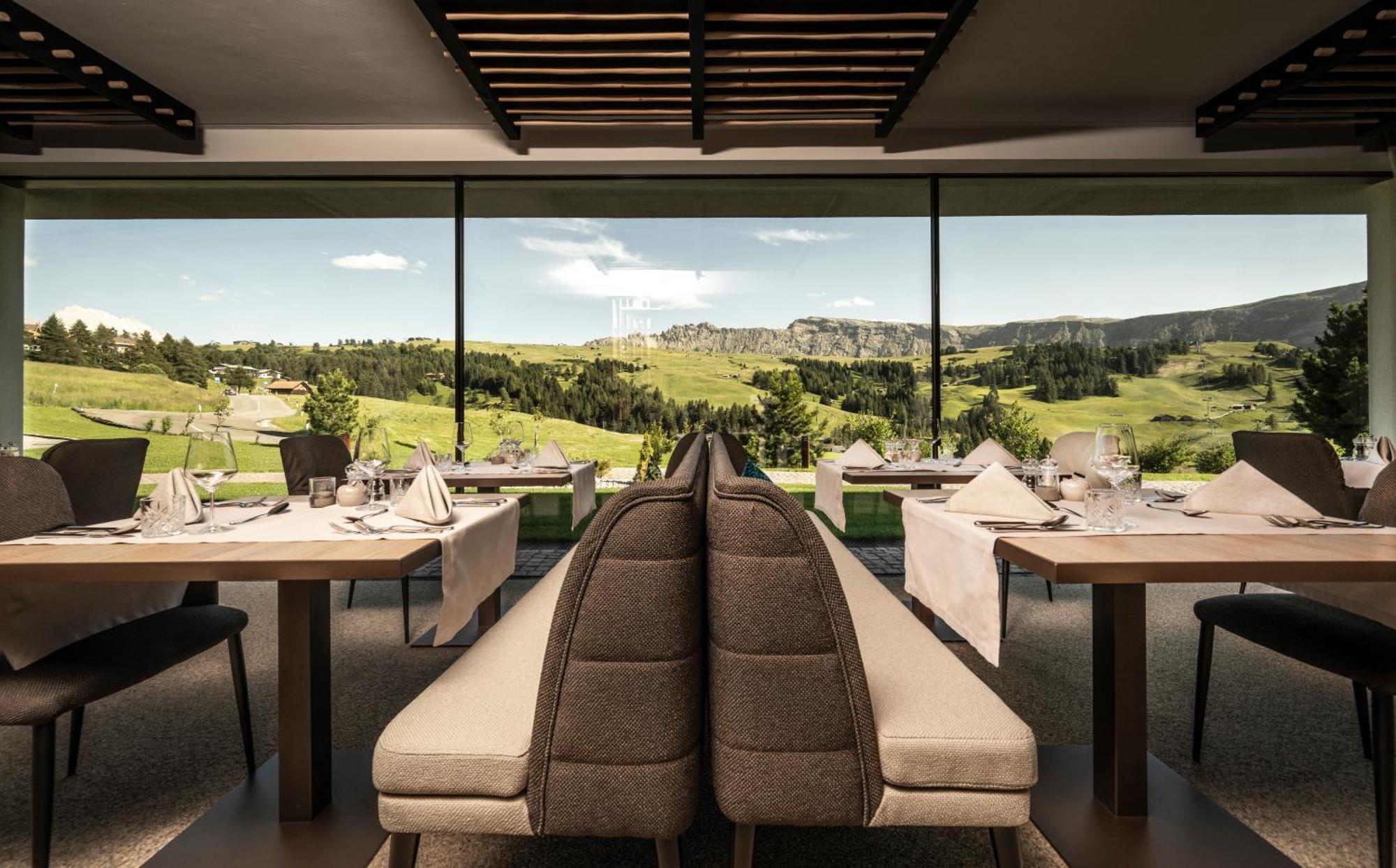Hotel Schmung Alpe Di Siusi Ngoại thất bức ảnh